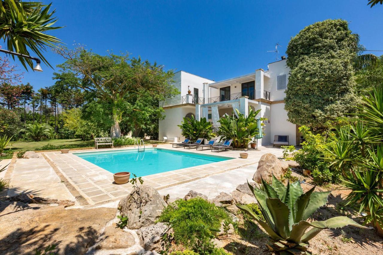 Villa Casablanca By Perle Di Puglia Alezio Exterior photo